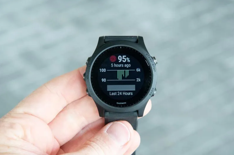 Đồng hồ chạy bộ Garmin Forerunner 945